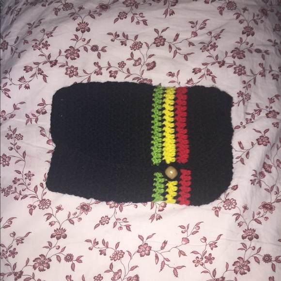 Handbag - Picture 2 of 2